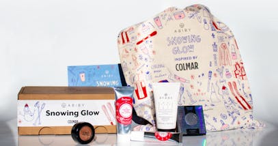 Unboxing Time: Snowing Glow la beauty box di dicembre