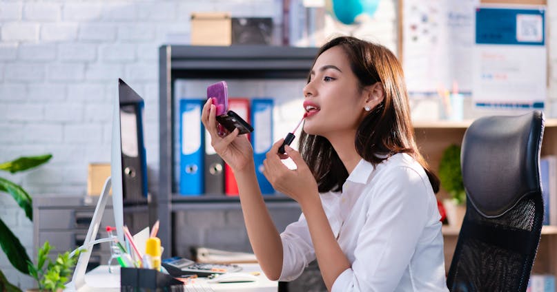 Come truccarsi in ufficio: i nostri consigli