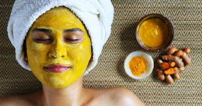 Ingrediente curcuma: il superfood che fa bene alla pelle!
