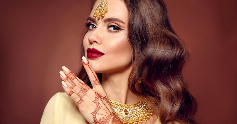 Hennè capelli: il procedimento e le migliori colorazioni