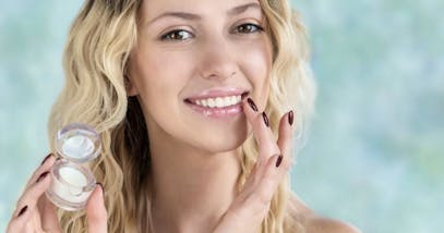 Primer labbra: tutti gli usi, consigli e metodi d’applicazione