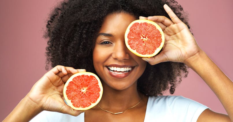 Vitamina C per la pelle: benefici e proprietà