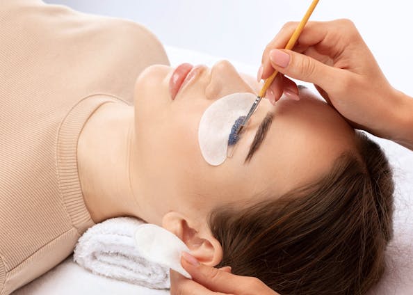 Laminazione ciglia fai da te: scopriamola insieme!