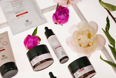 Un nuovo alleato contro l’invecchiamento della pelle? Vi presentiamo Physio Natura by PDT Cosmetici
